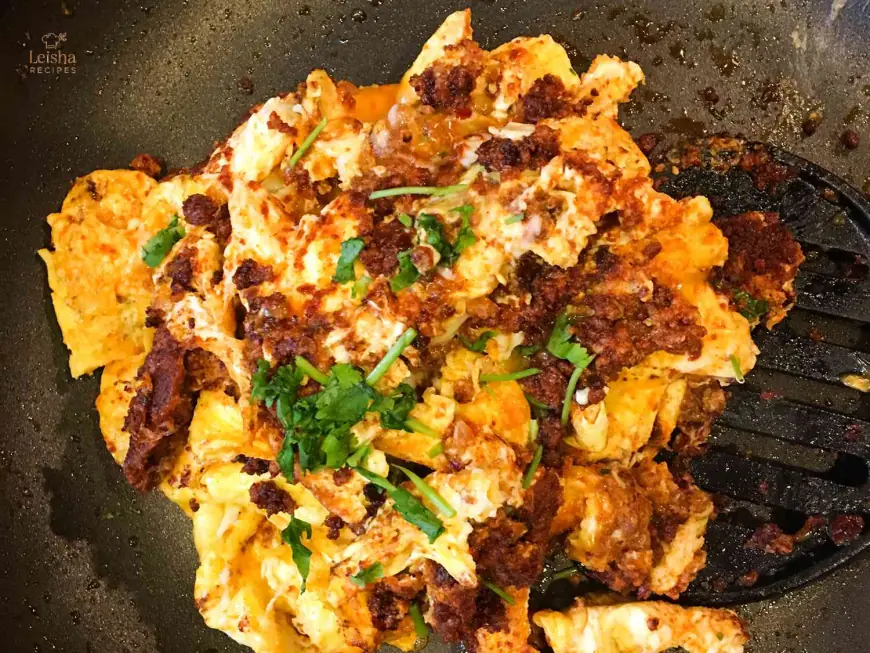 Scrambled Eggs with Chorizo Recipe