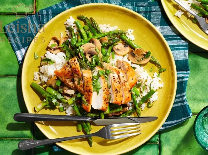 Chicken, Asparagus, and Mushroom Skillet Recipe